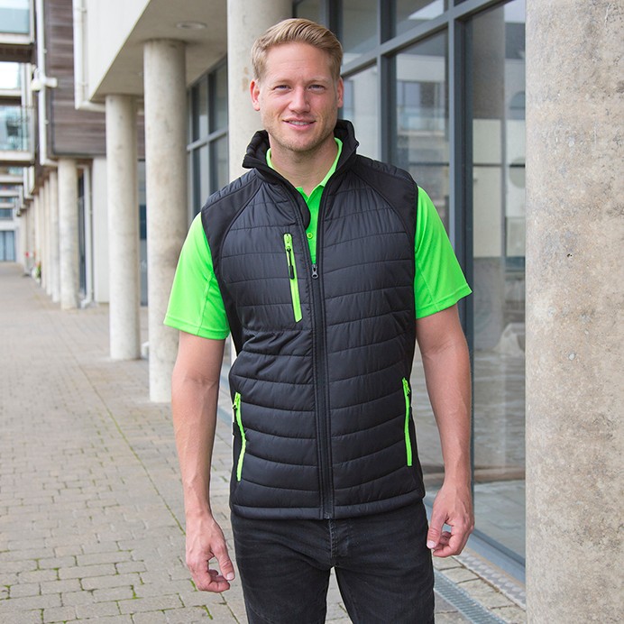 R238X Result Compass Padded Softshell Gilet - Black and Green - Model